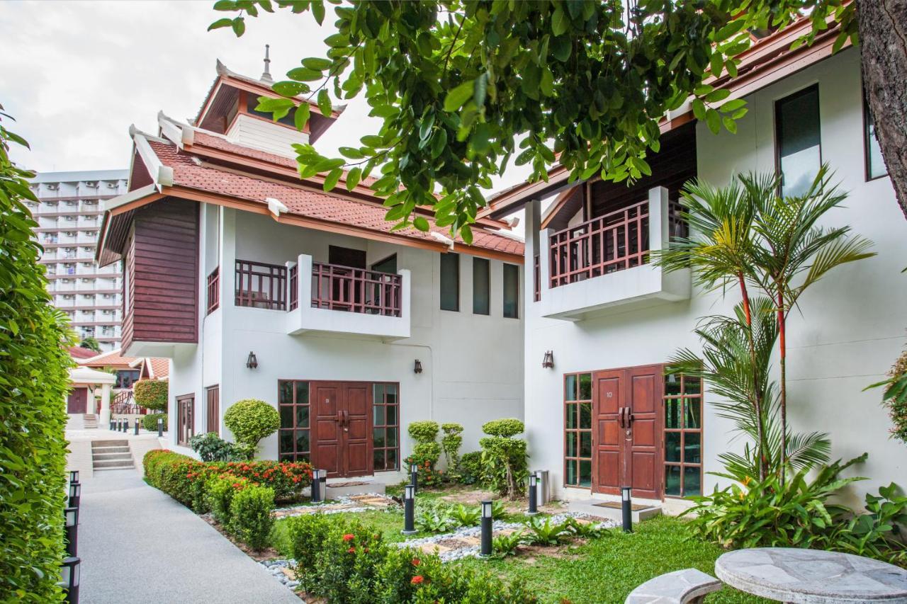 Achawalai Residence Village By Song Jomtien Beach Extérieur photo